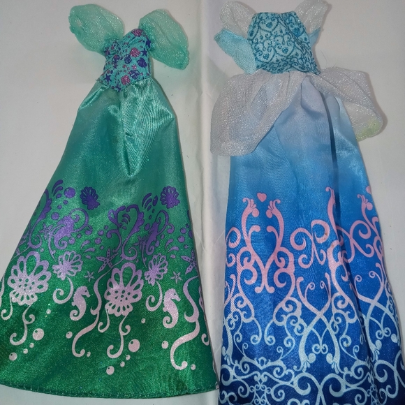 5 Barbie dolls 2009, 2010 & 2015 - Picture 13 of 16